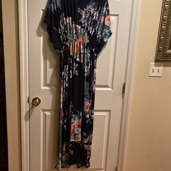 Fashion nova pink and black floral one size Kimono nwot - Picture 6 of 6